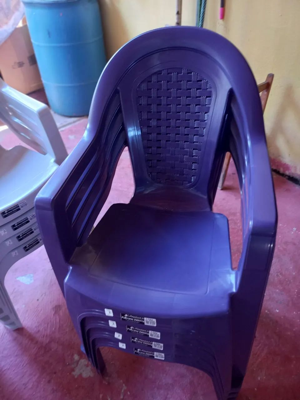 Cadeira de plastico  - Foto 2