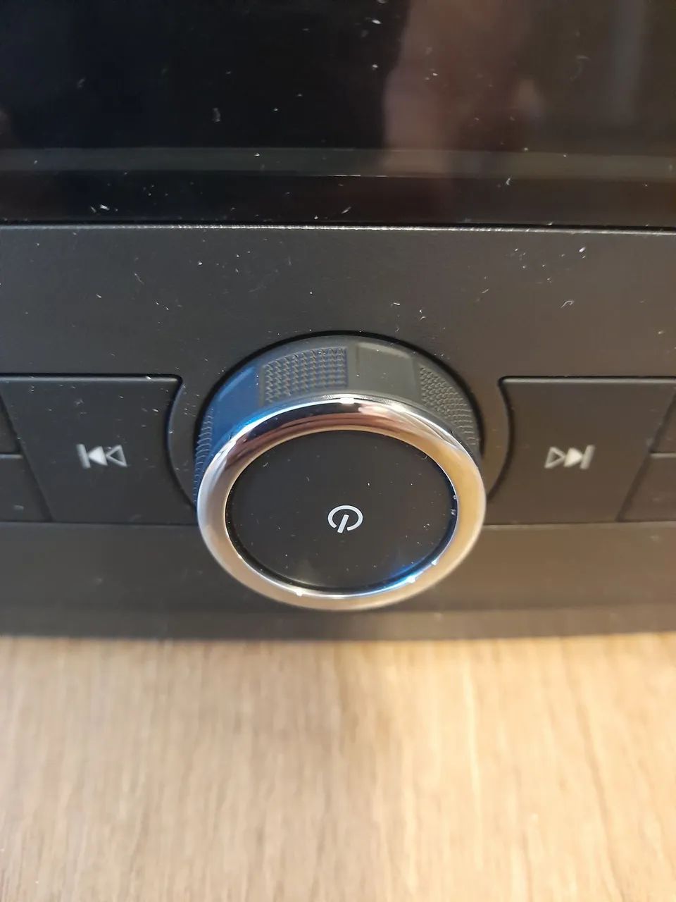Radio original Kwid com USB e Bluetooth sem uso - Foto 3