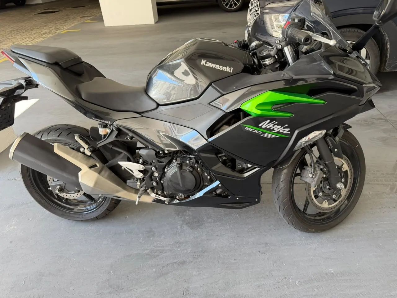 NINJA 500 25/25 com 1.600 km ZERADA 