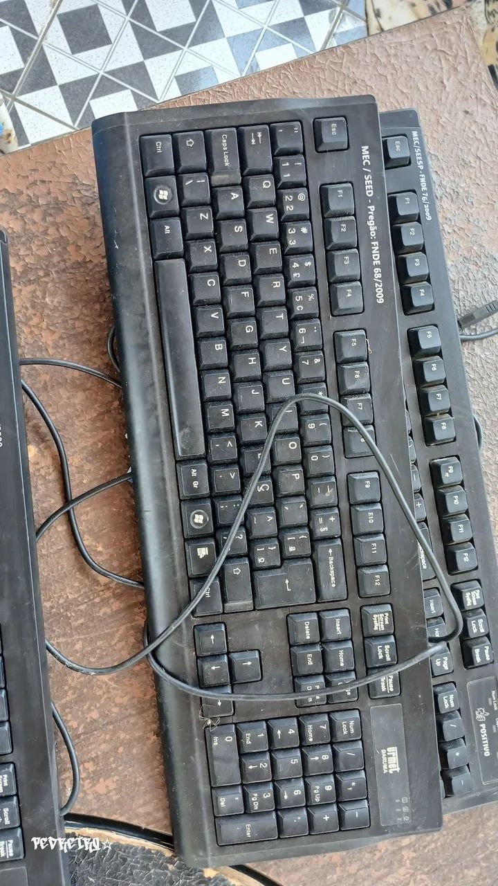 Vende-se teclado 