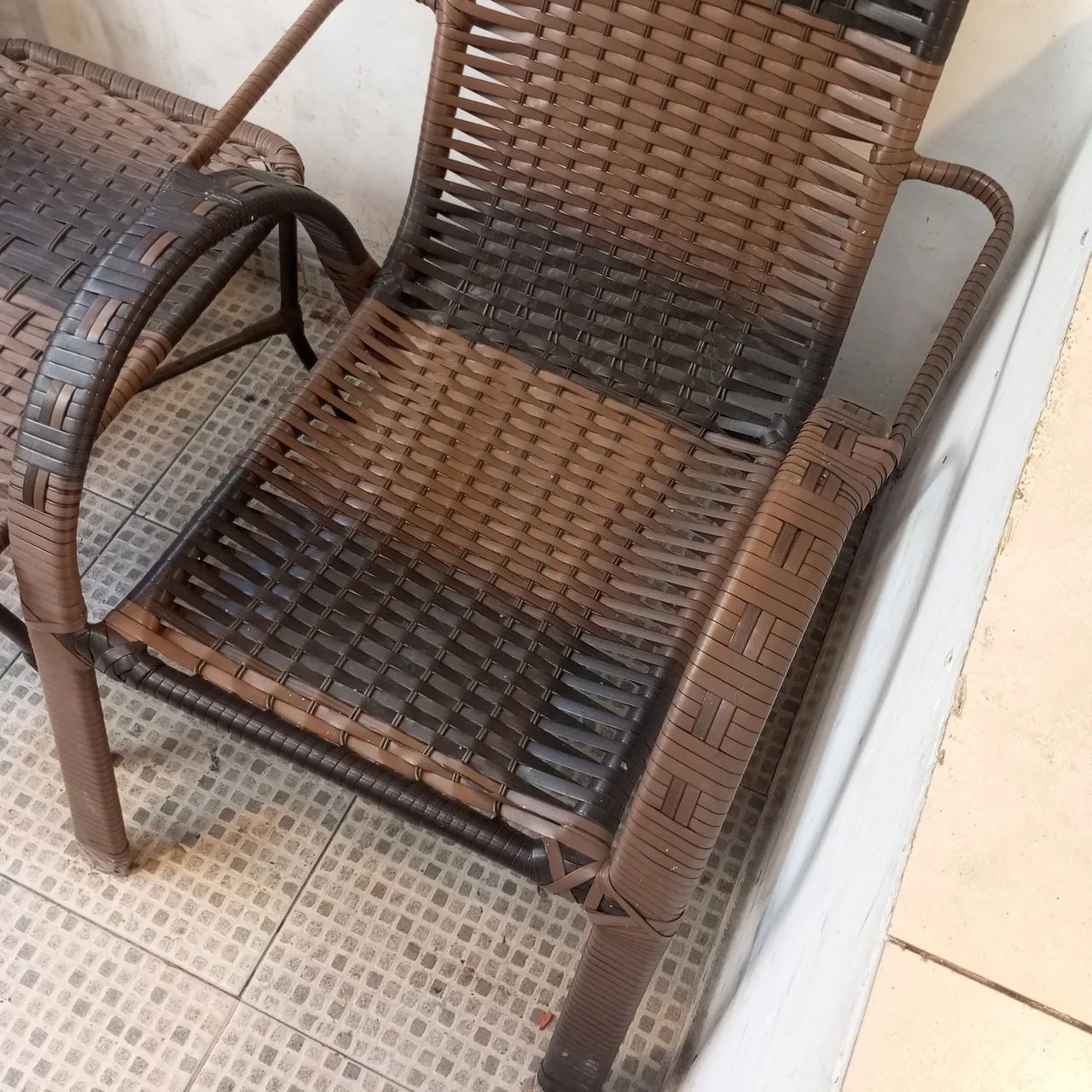 Conjunto de Poltronas e Mesinha em Junco - Foto 4