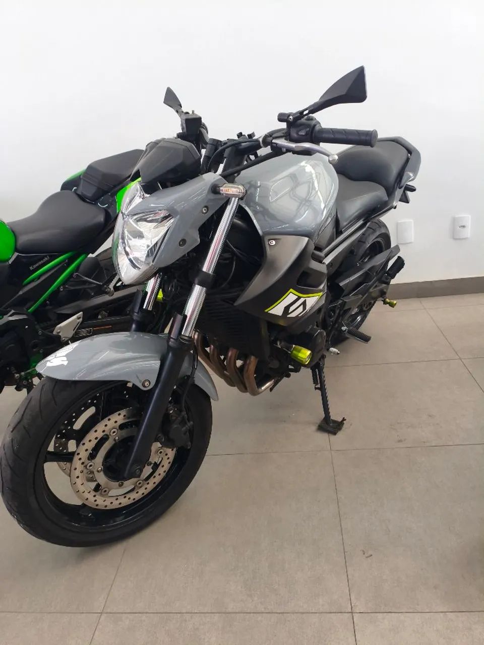 XJ6 2016 