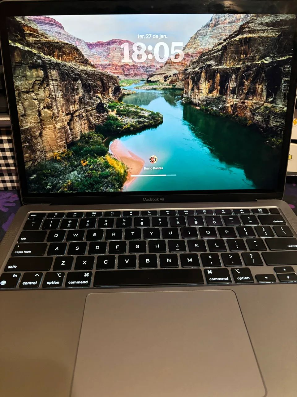 Macbook air M1 256Gb + 8Gb RAM EXCELENTE estado - Foto 5