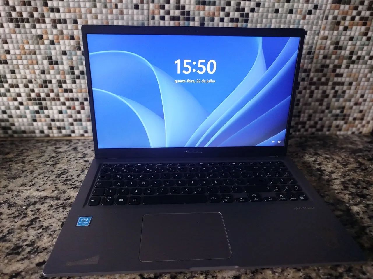 Vendo notebook zero pouco usado  - Foto 2