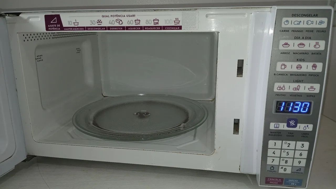 Micro-ondas Electrolux 31L Branco - Funcionando Perfeitamente - Foto 3