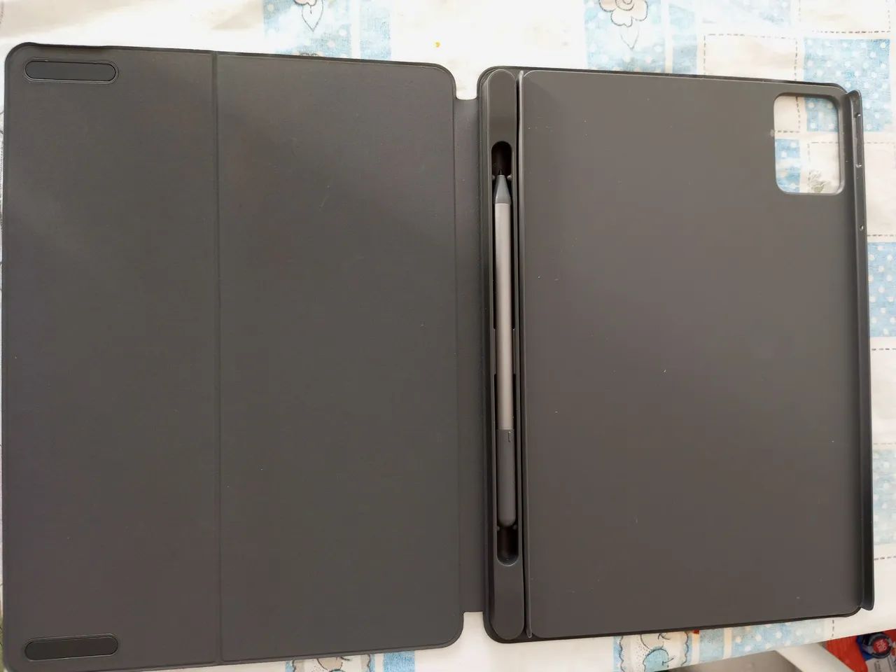 Vende se tablet Lenovo M11  - Foto 2