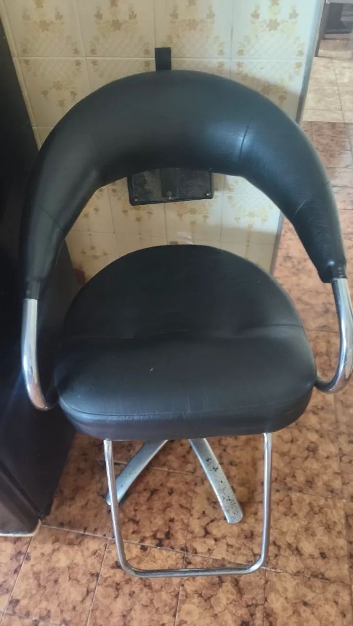 Cadeira para cabeleireira  - Foto 2
