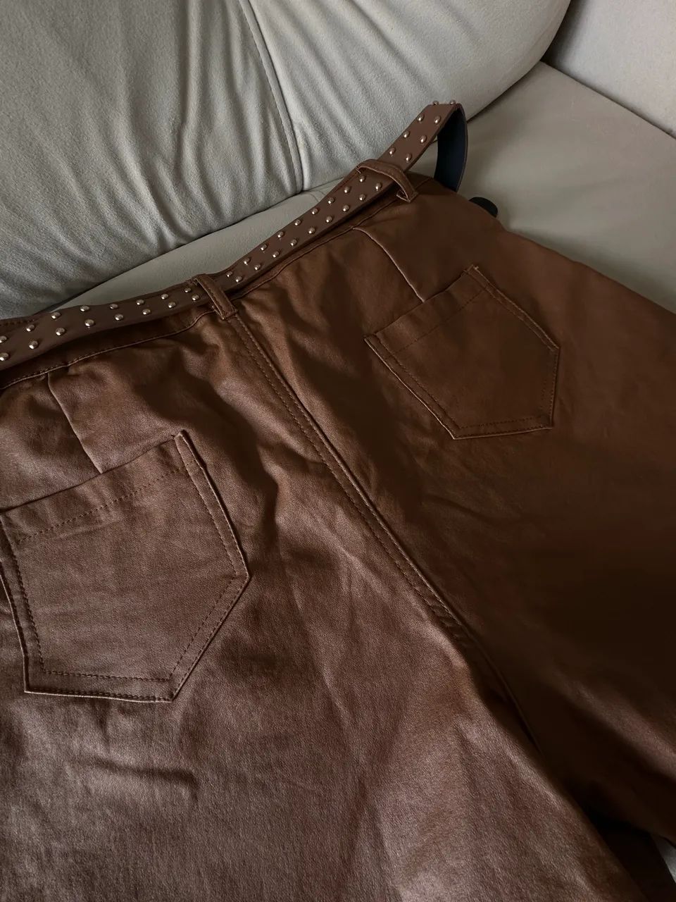 Short Couro Fake - Feminino 