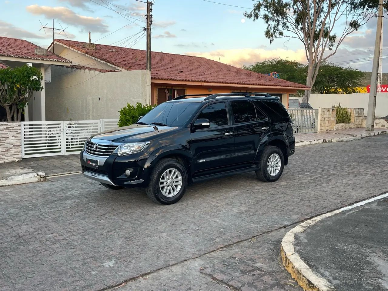 Toyota Hilux CD SR 4X2 2.7 16V/2.7 FLEX AUT. 2019