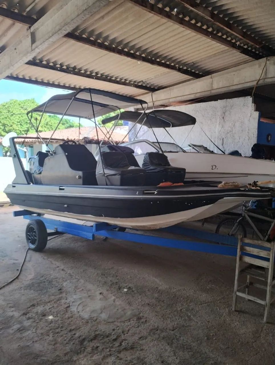 Lancha catamarã diamar, motor 4 tempos mercury