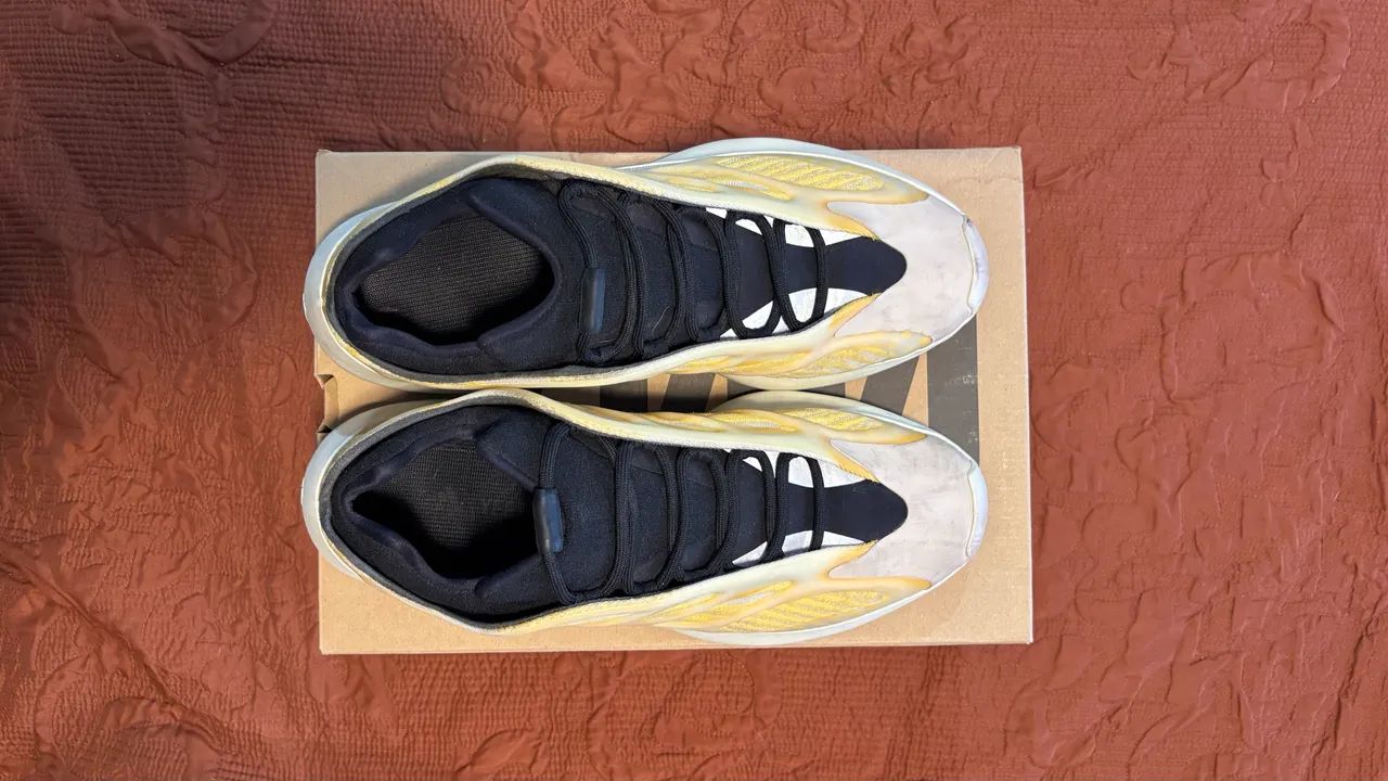 Yeezy 700 v3 Mono Safflower  - Foto 3
