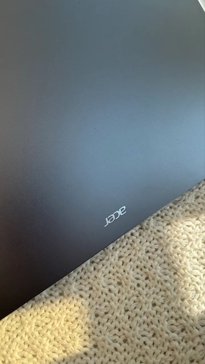Vendo notebook Acer Aspire 5 - Foto 4