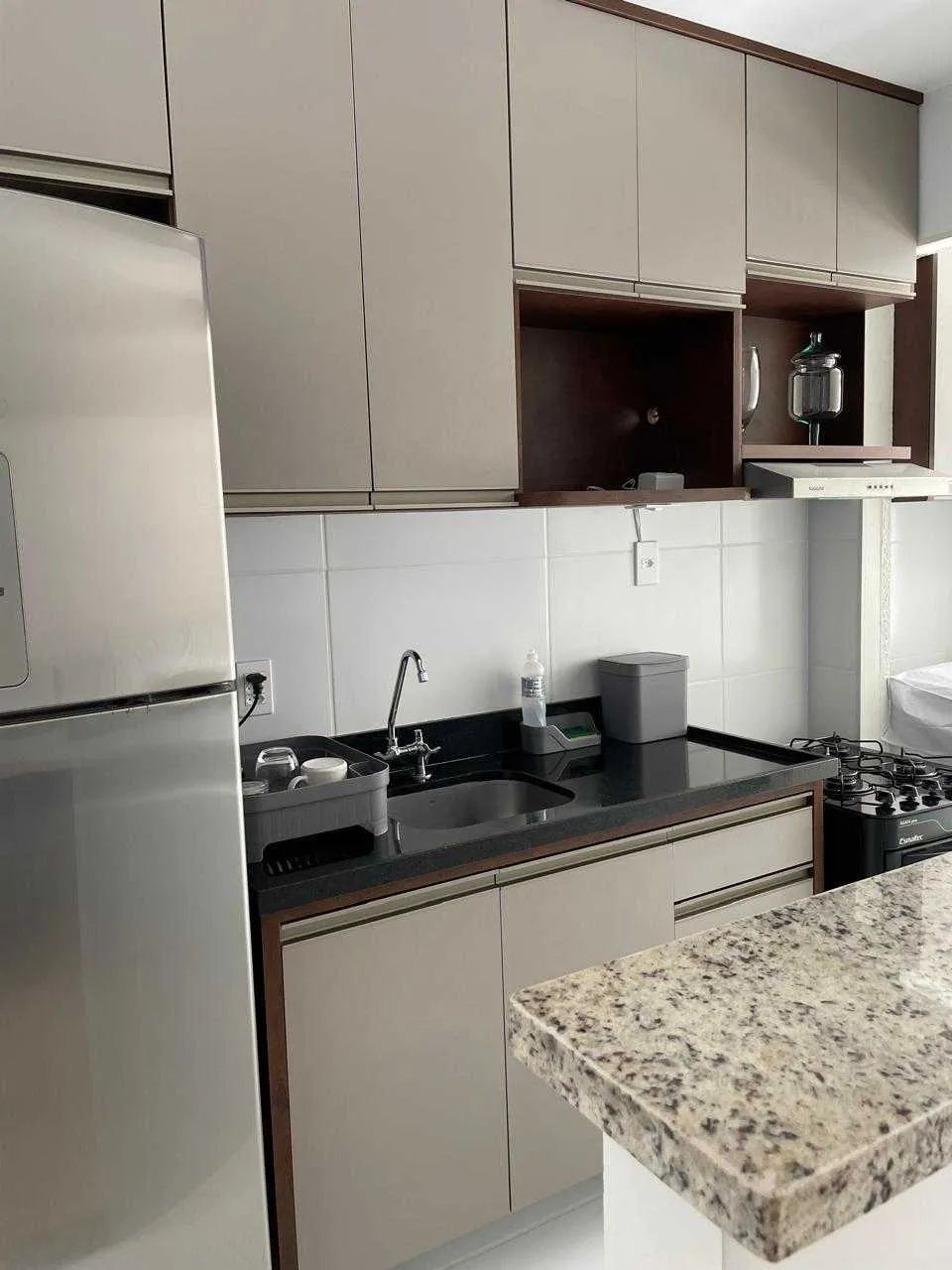 Ref. 424 Vende -se apartamento NOVO e MOBILIADO na Farolândia [2360] - Foto 2