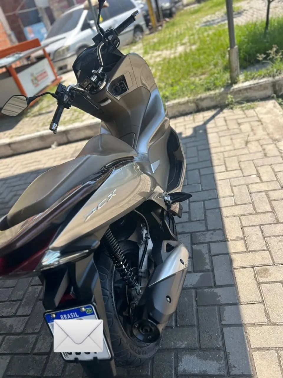PCX DLX - Foto 3