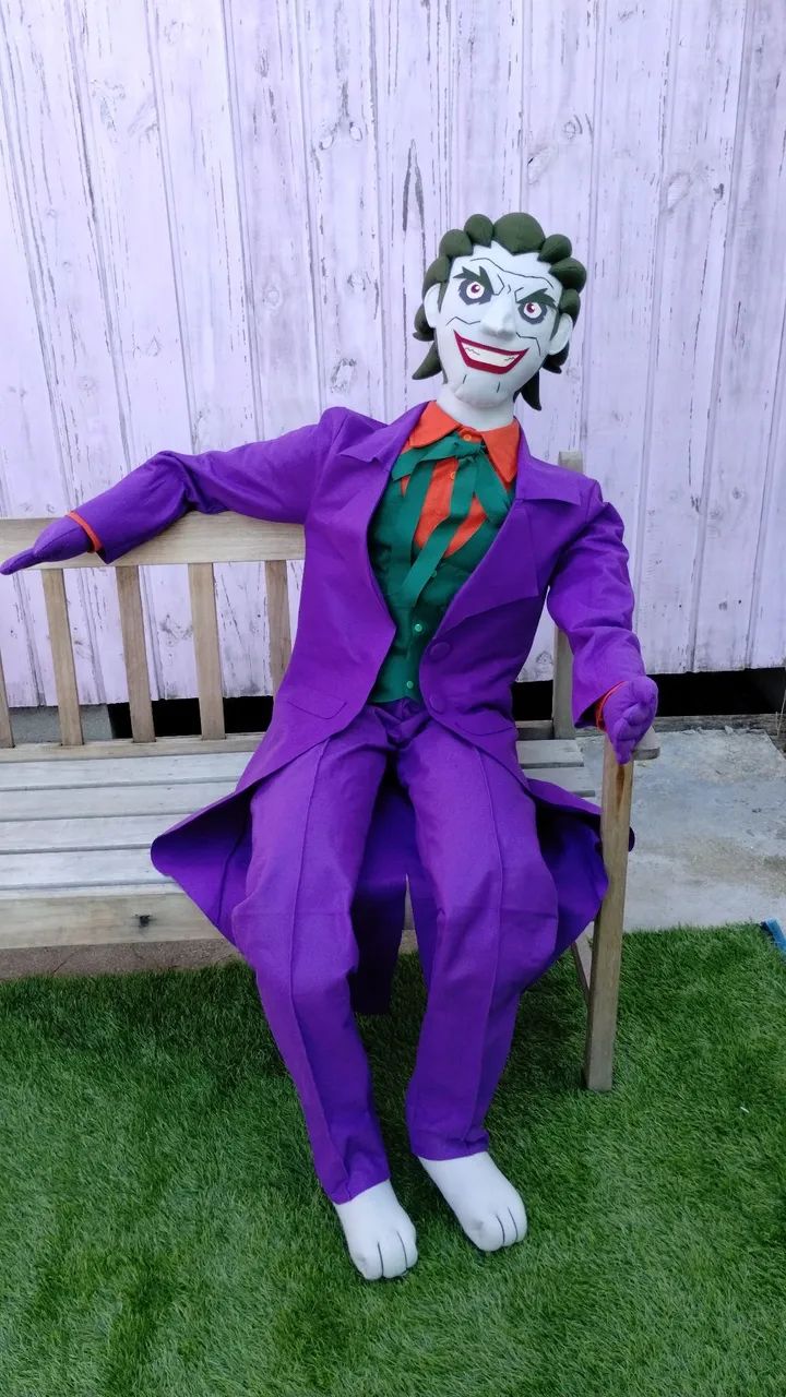 Boneco coringa tamanho real