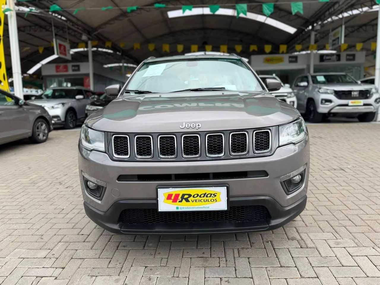 Jeep Compass Longitude 2.0 4X2 Flex 16V Aut. 2020 - Foto 4