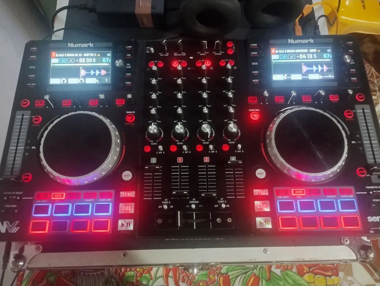 Vendo controladora numark nv2 - Foto 4