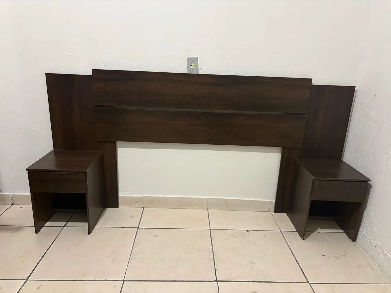 Cabeceira de cama de casal