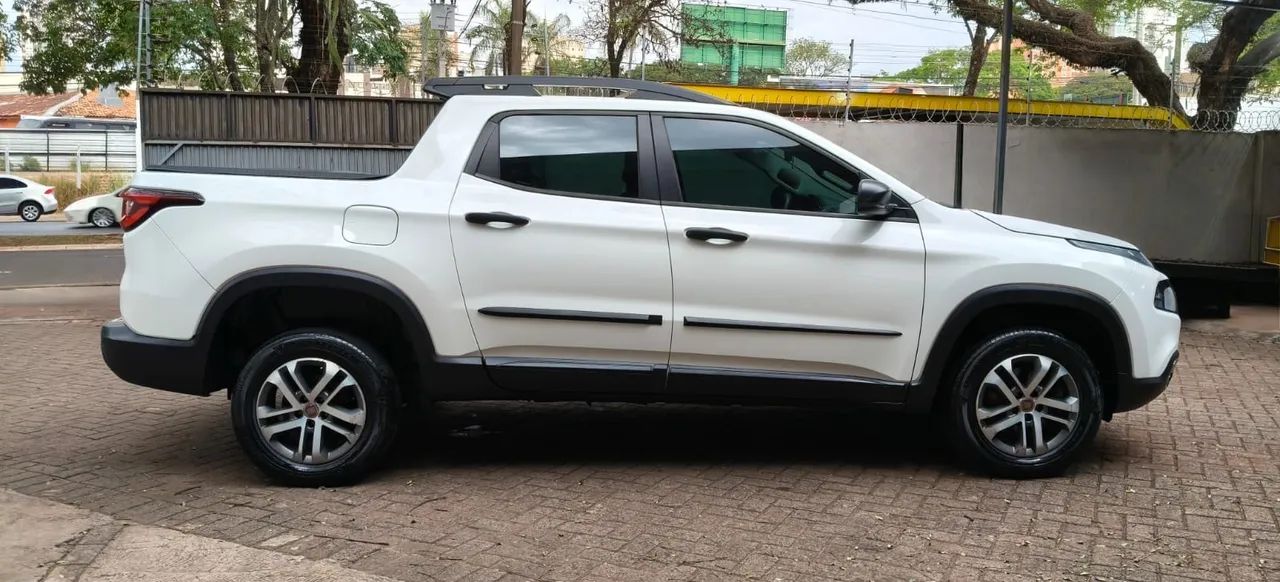 Fiat Toro Freedom 1.8 16V Flex Aut. 2017 - Foto 4
