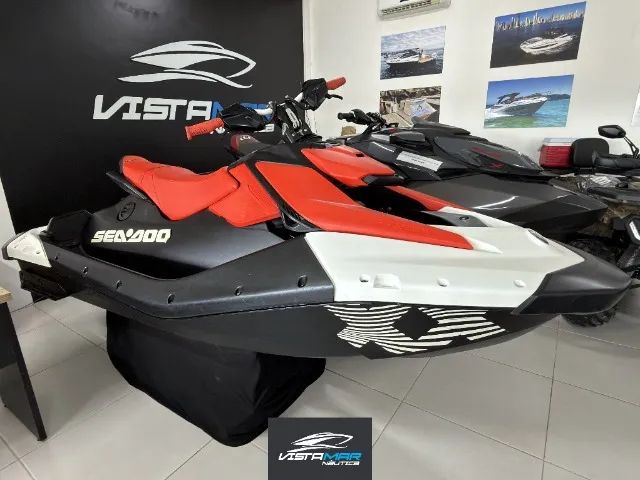 Jet Seadoo Spark Trixx 2024