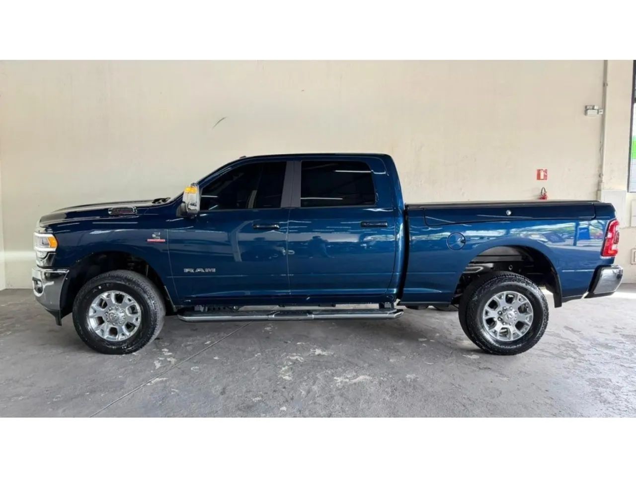 Ram 2500 LARAMIE 6.7 TDI CD 4X4 DIESEL 2023