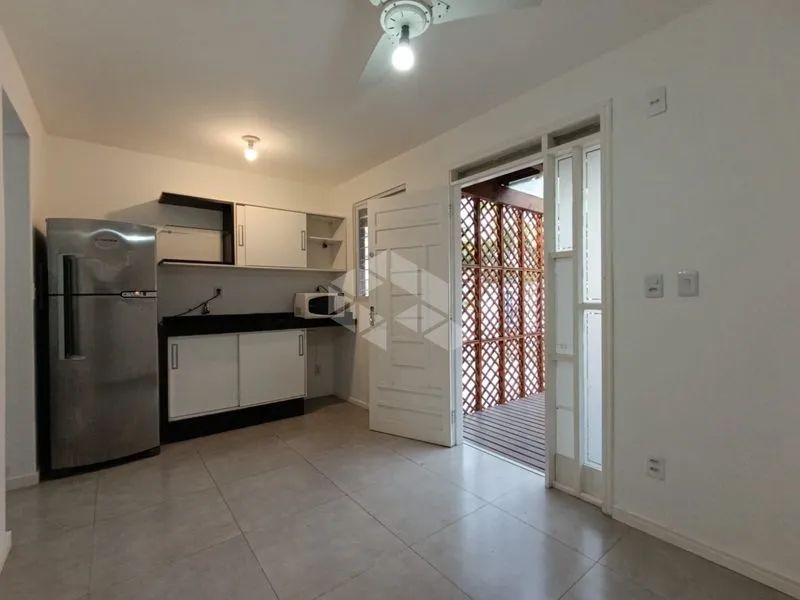 Casa mobiliada para alugar com 1 quarto e 40m² em Jurerê - Foto 2