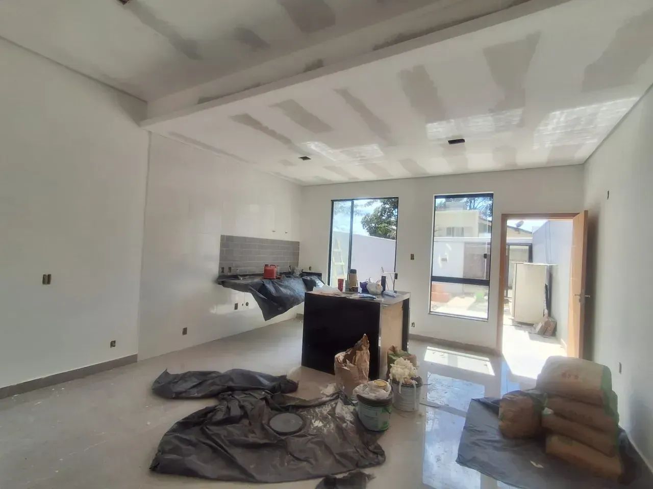 Casa com 3 quartos sendo 1 suíte 2 banheiros 2 vagas - Foto 4