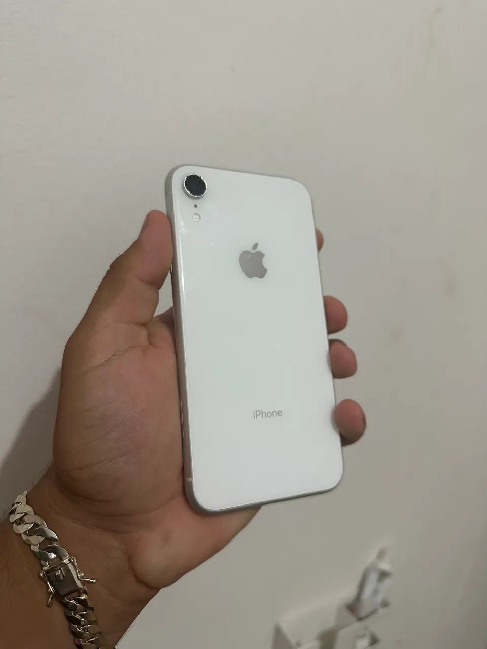 IPHONE XR 64GB
