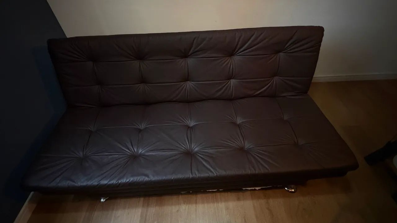 Sofa cama de couro - 3 lugares - Foto 4