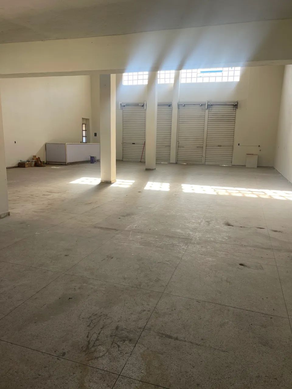 Alugo loja comercial na avenida Renato Azeredo - Foto 4