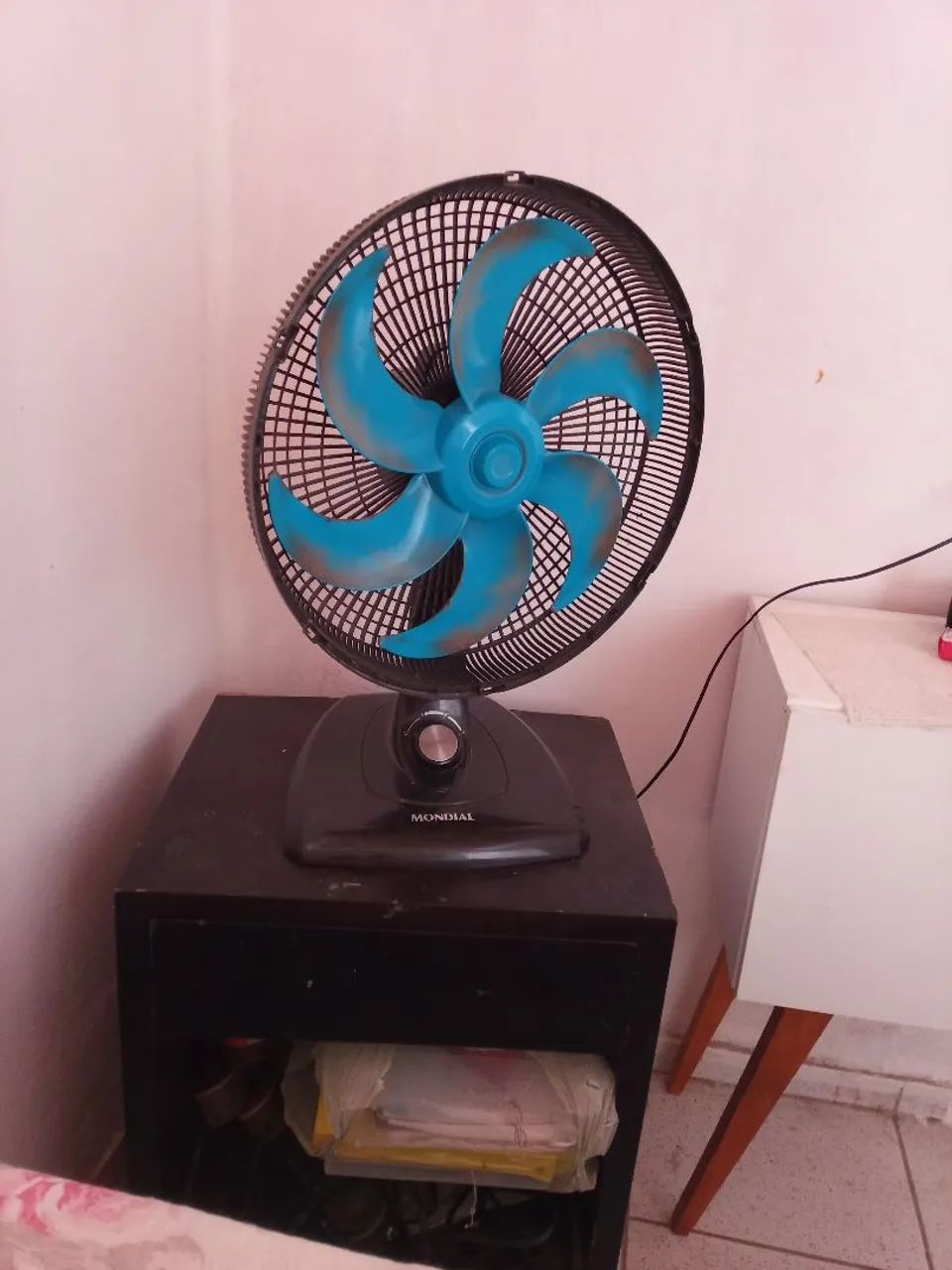 Vendo um ventilador mondial 