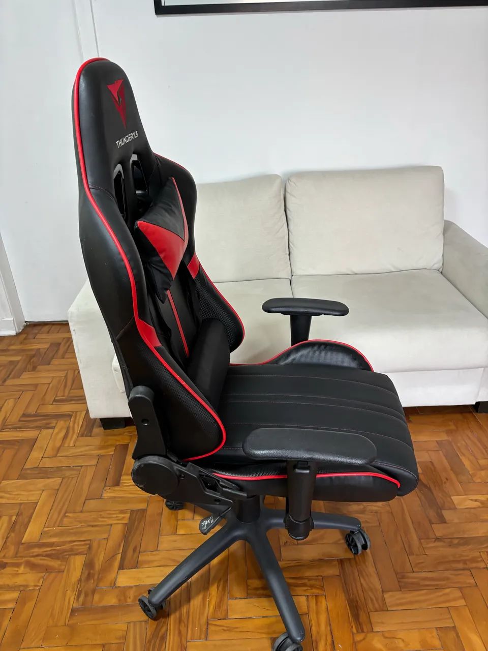 Cadeira Gamer Thunder X3 nova
