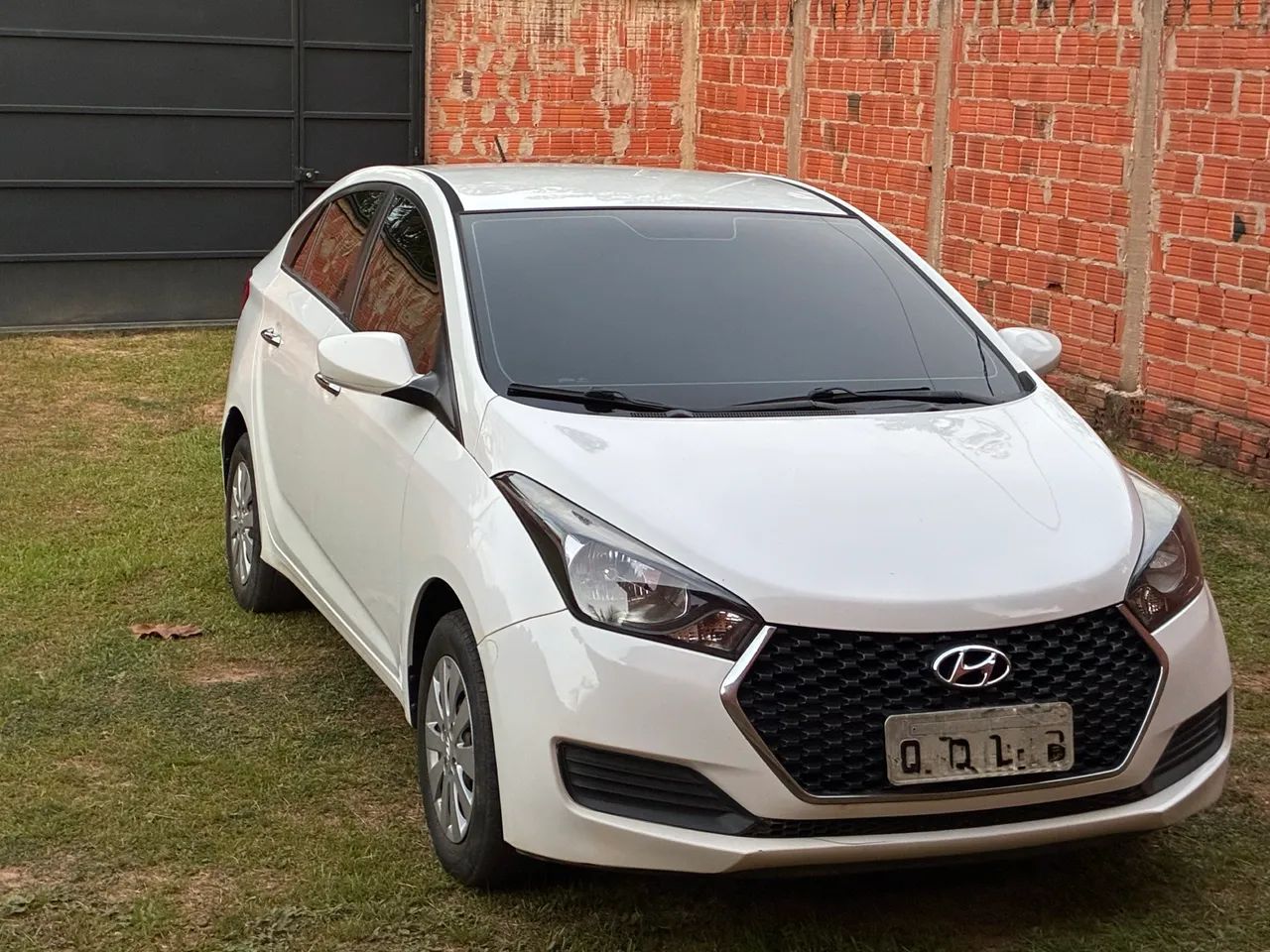 Hyundai HB20S Unique 1.0 Flex 12V Mec. 2019 - Foto 2
