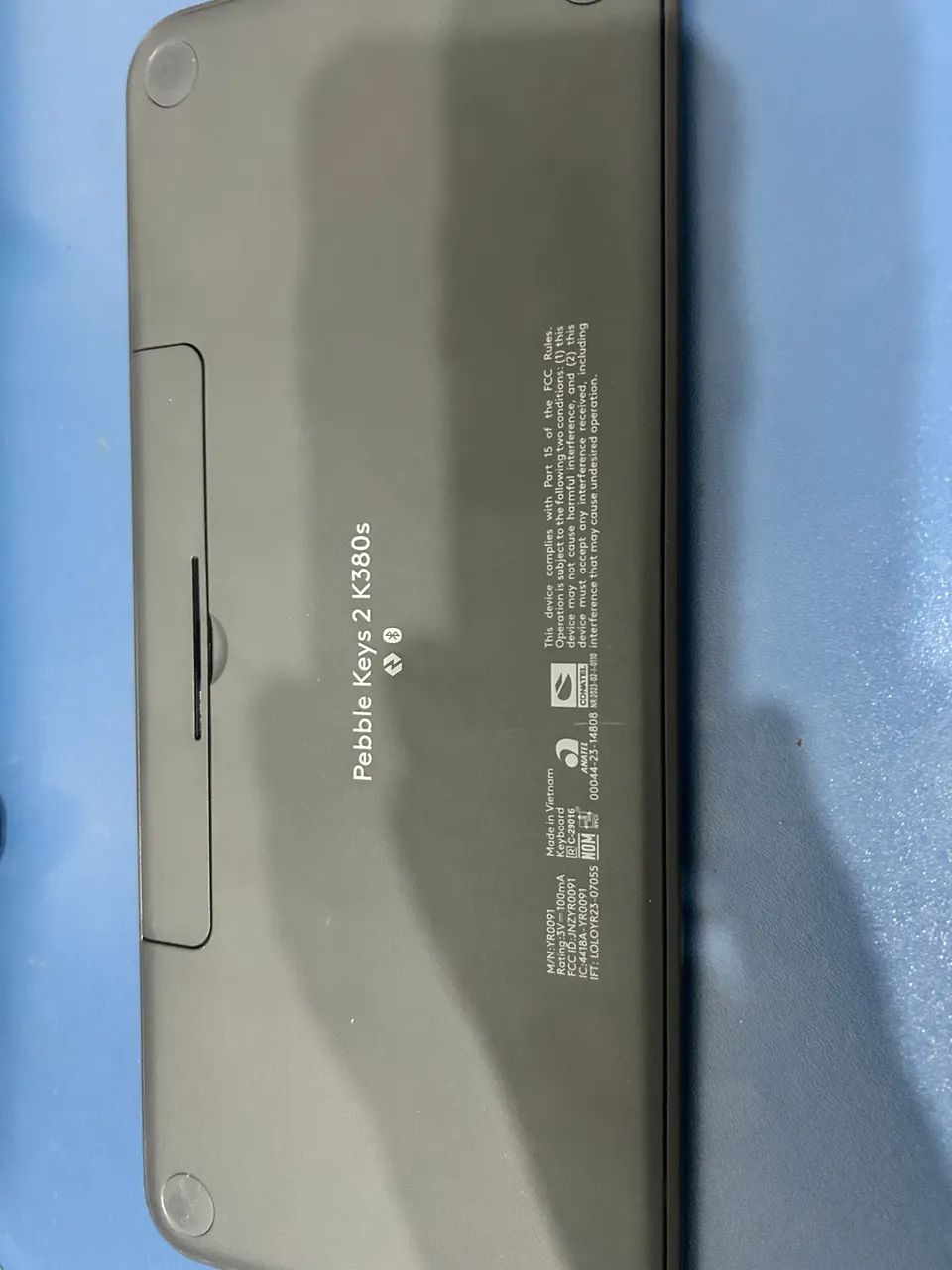 Logitech Pebble Keys 2 K380s  Cinza - Foto 2