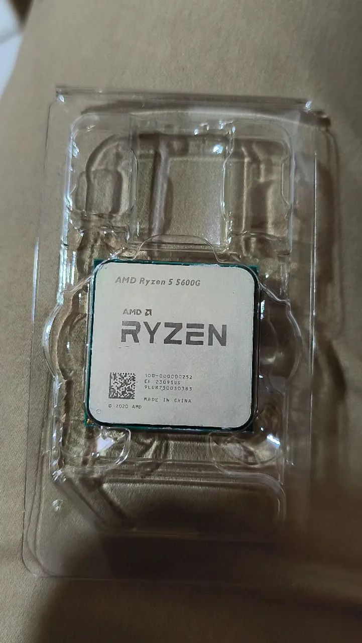 Processador ryzen 5600 g 1 ano de uso