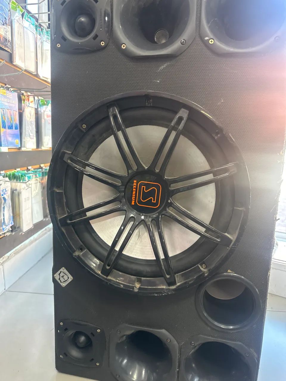 Caixa de som subwoofer selenium