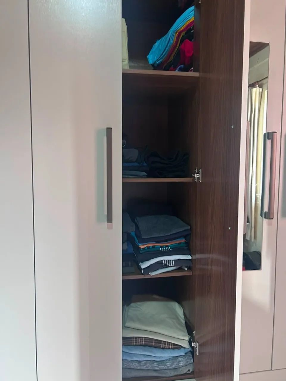 Armário\roupeiro praticamente novo  - Foto 4