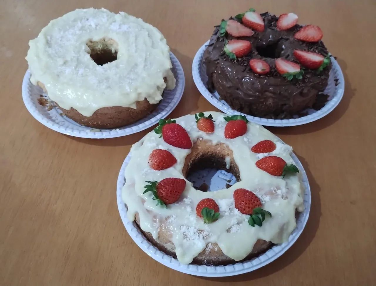 Bolos e pudim deliciosos
