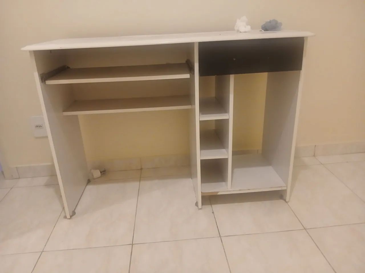 Small PC Desk432957958097489921