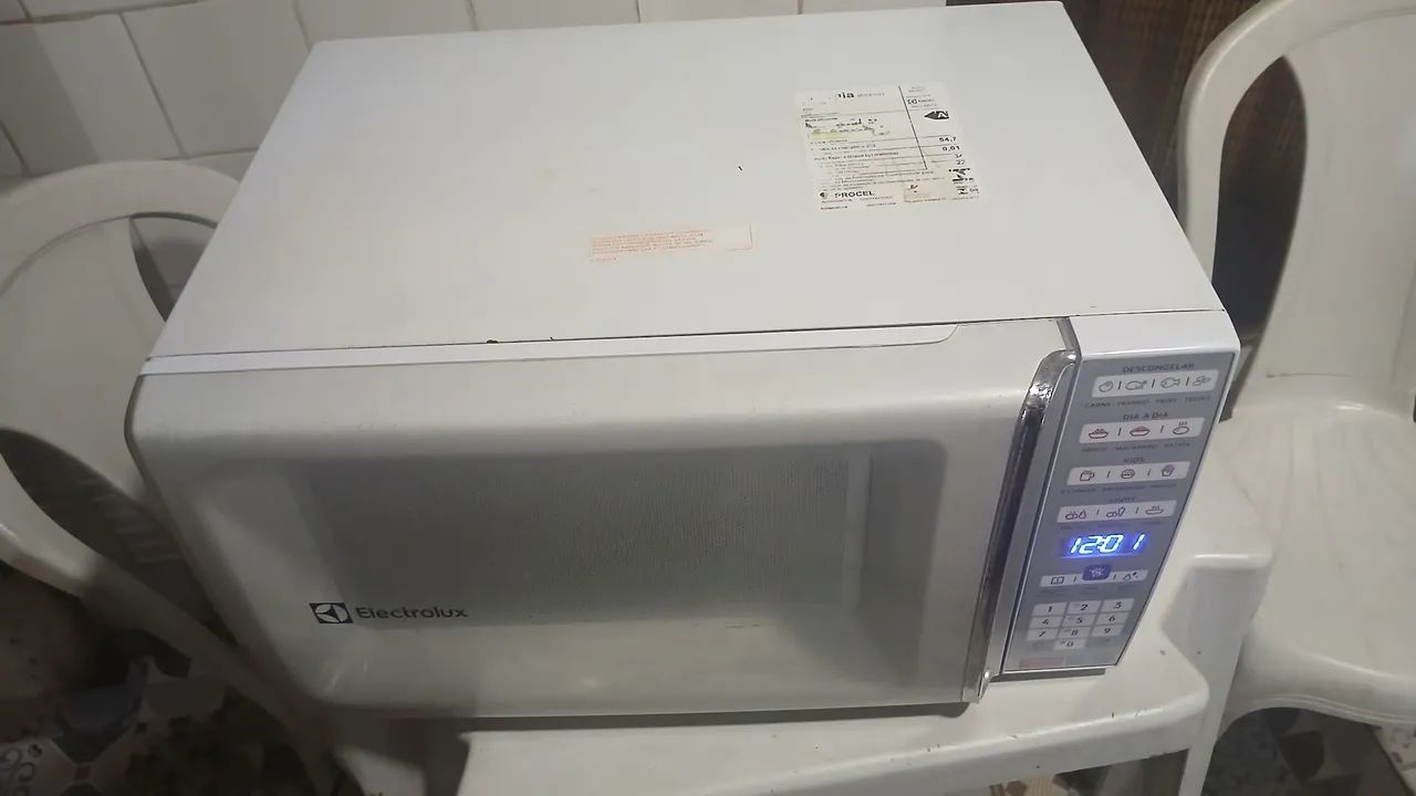 Vendo micro-ondas Electrolux - Foto 3