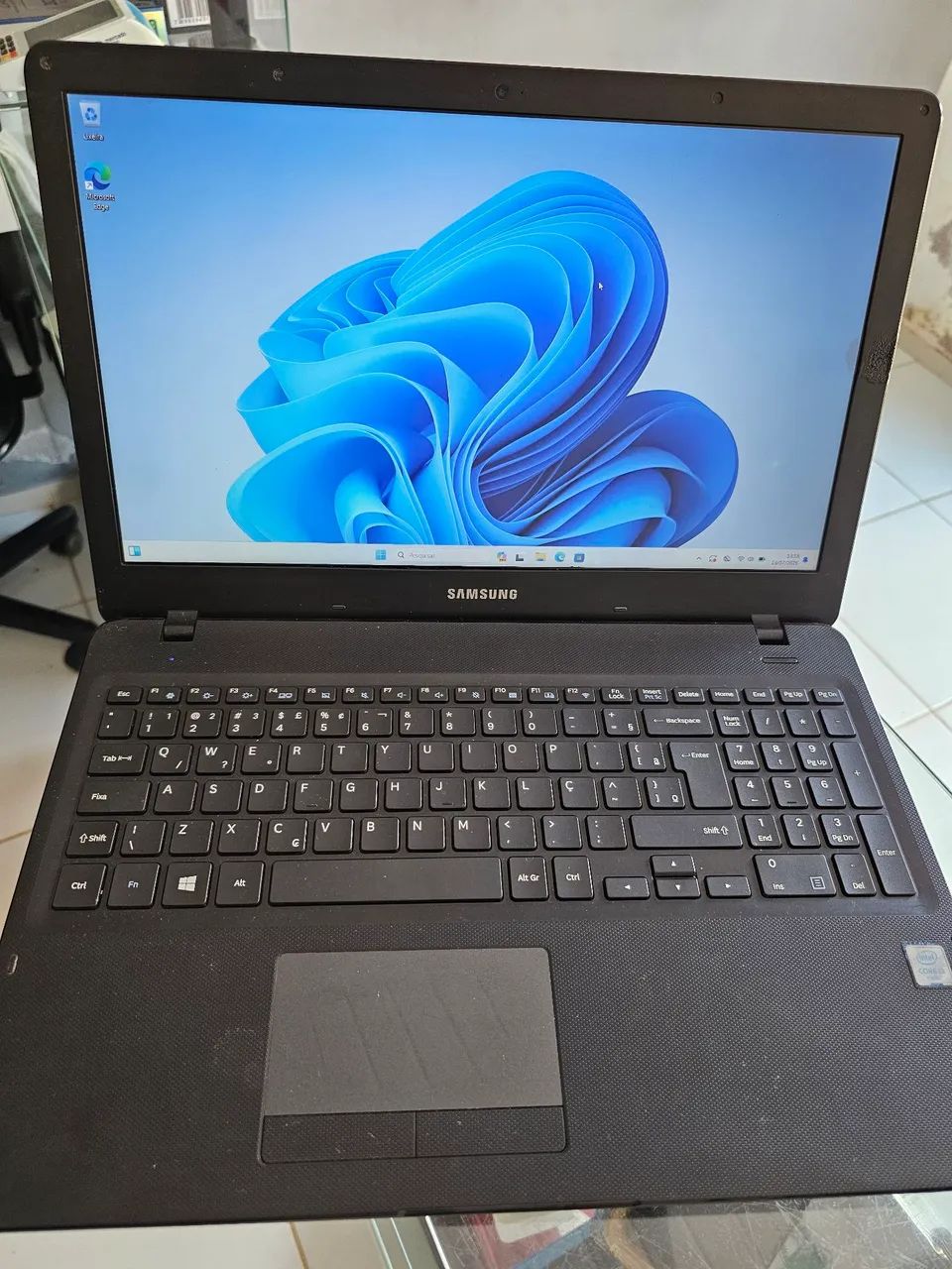 Vendo notebook Samsung excelente para estudos  - Foto 2