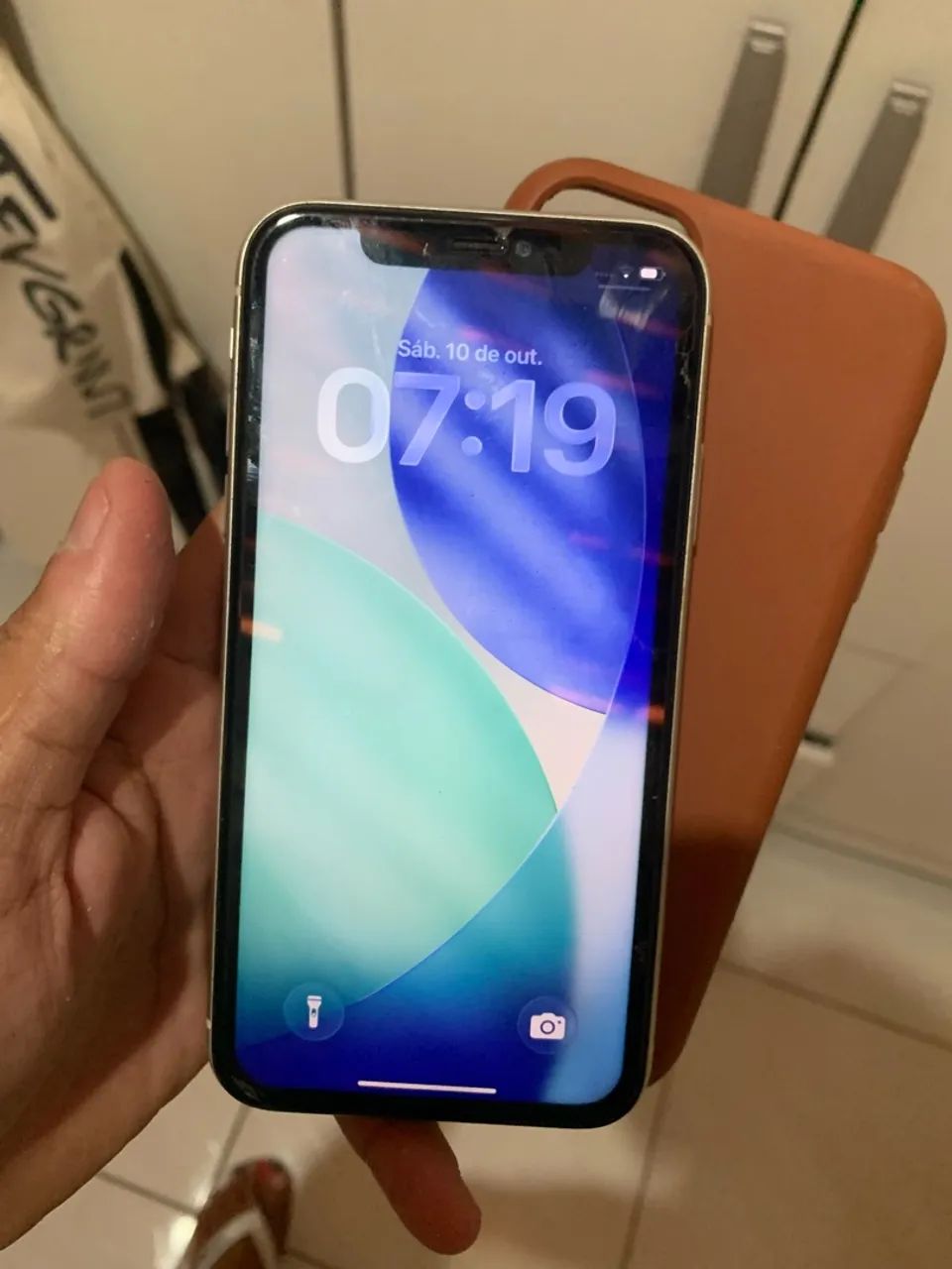 Iphone 11 64gb zero todo perfeito ok - Foto 2
