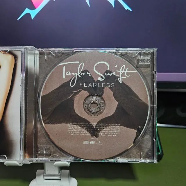 CD Taylor Swift - Fearless (Versão Internacional Importada) - Foto 3