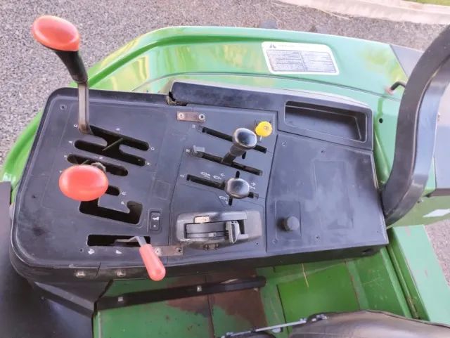 TRATOR JHON DEERE 6300 4x4 - Foto 4