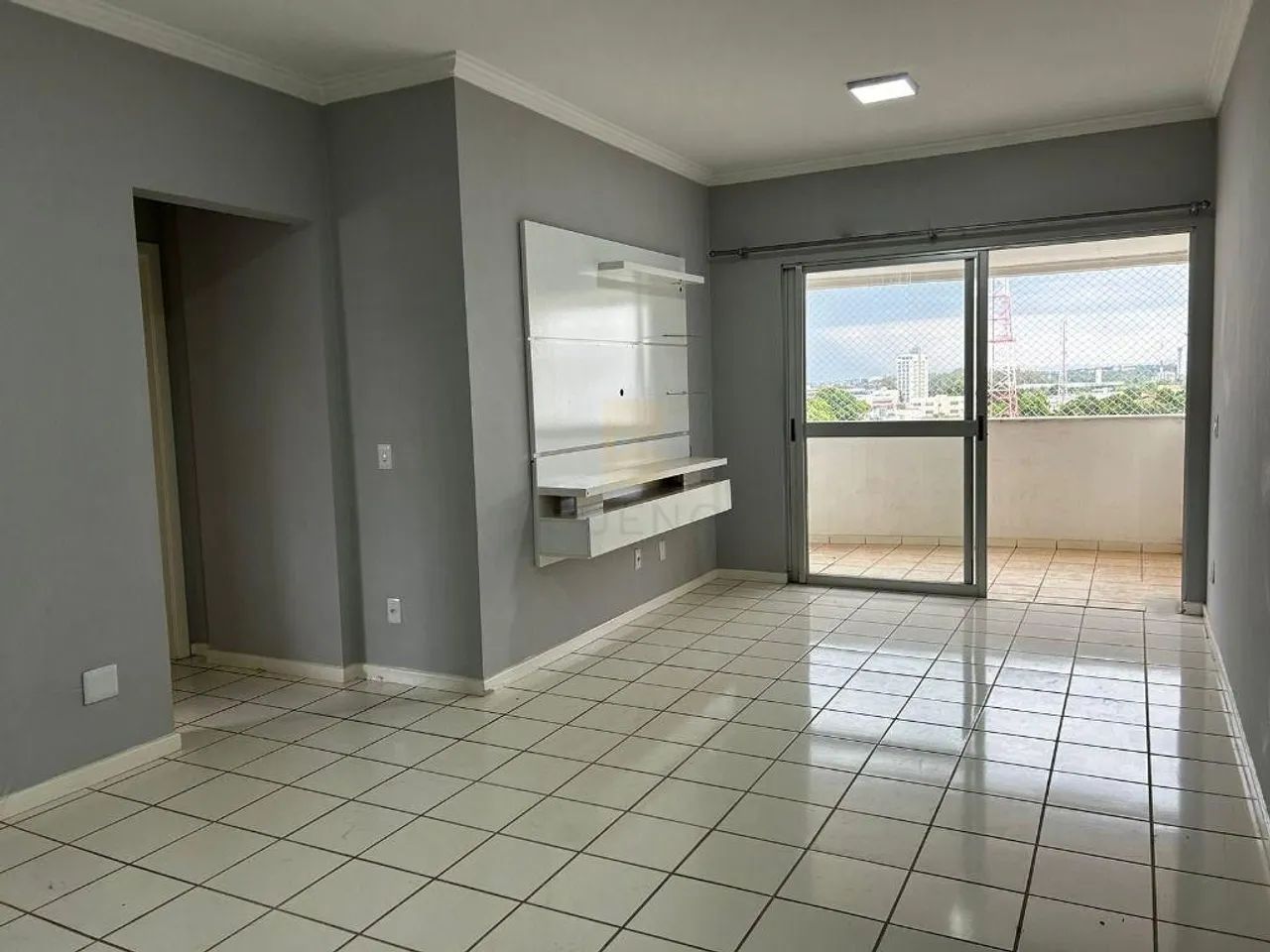 APARTAMENTO - VENDA - Edifício Porto Real - Araés - Cuiabá/MT