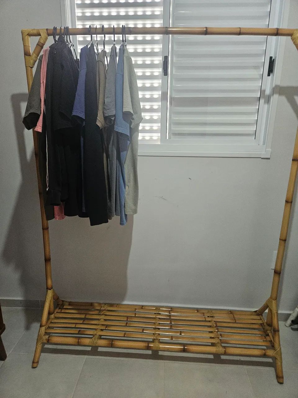 Arara de roupas 