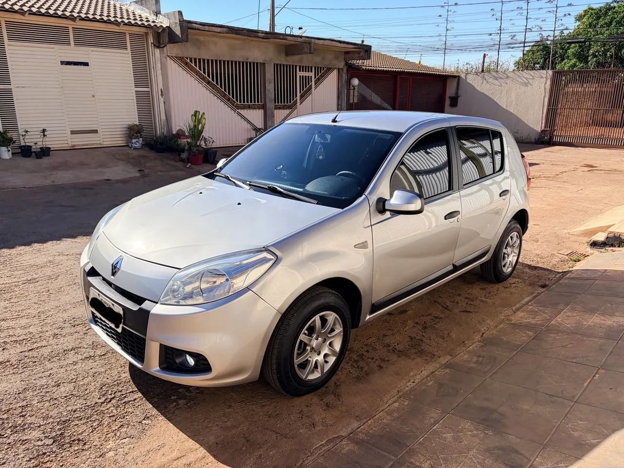 Renault Sandero EXPRESSION HI-FLEX 1.0 16V 5P 2013
