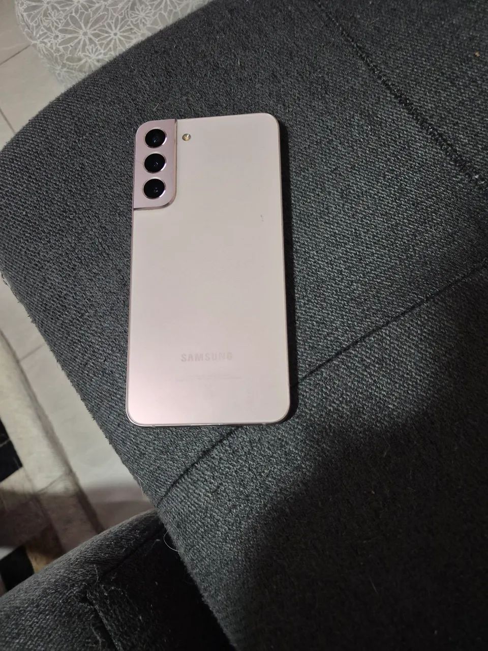 Celular Samsung S22 plus em ótimo estado 