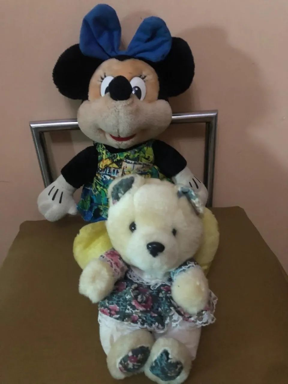 Boneca Minie + Ursa de pelúcia