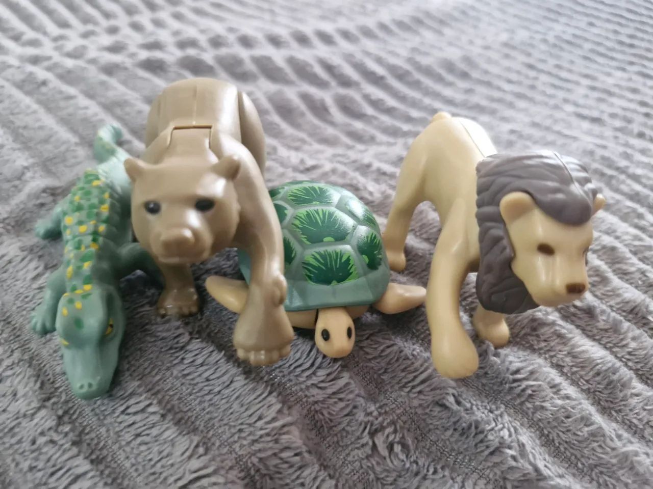 Animais colecionáveis mc donalds 